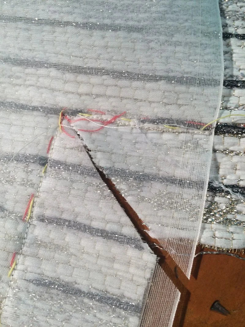 Marfy sew along 1756 Pt 9 - Sewing corners and balancing darts...